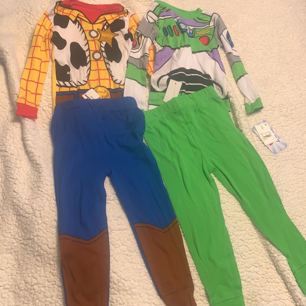NWT Toy story pjs